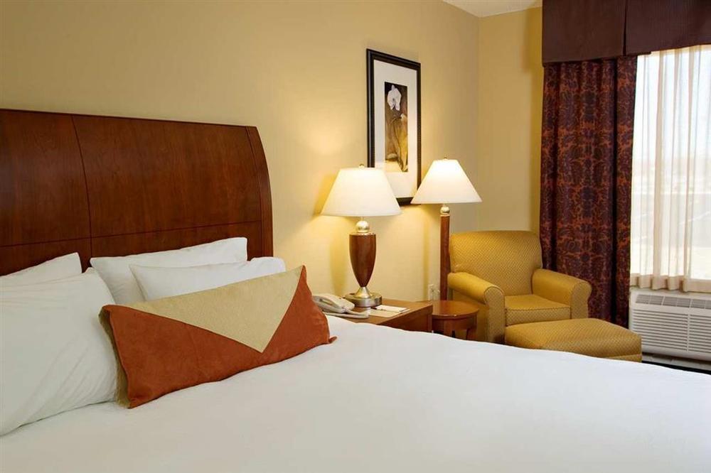 Hilton Garden Inn Tupelo Kamer foto